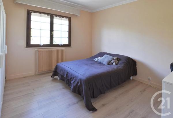 Maison à vendre  7 pièces - 188 m 2   YERRES  - 91
