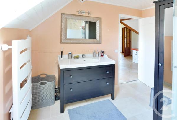 Maison à vendre  7 pièces - 188 m 2   YERRES  - 91