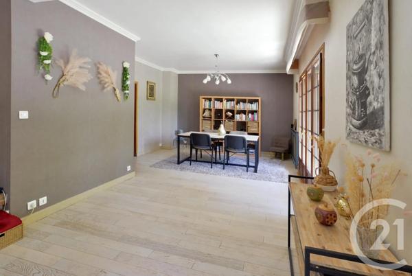 Maison à vendre  7 pièces - 188 m 2   YERRES  - 91