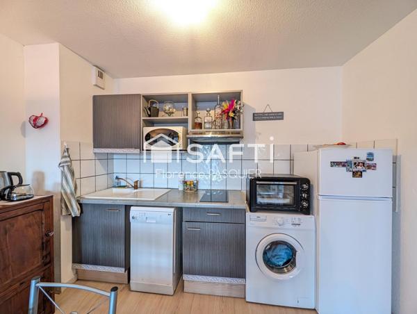 Parempuyre Sud - T2 dernier étage, balcon, parking.