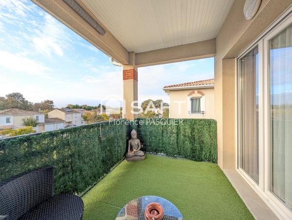 Parempuyre Sud - T2 dernier étage, balcon, parking.