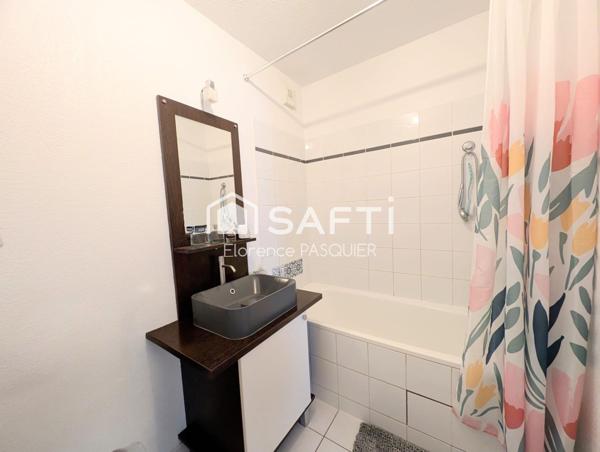 Parempuyre Sud - T2 dernier étage, balcon, parking.