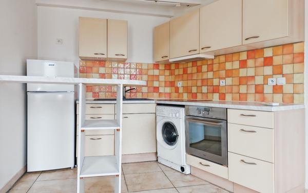 Appartement à vendre    2 pièces • 49 m2 Manosque