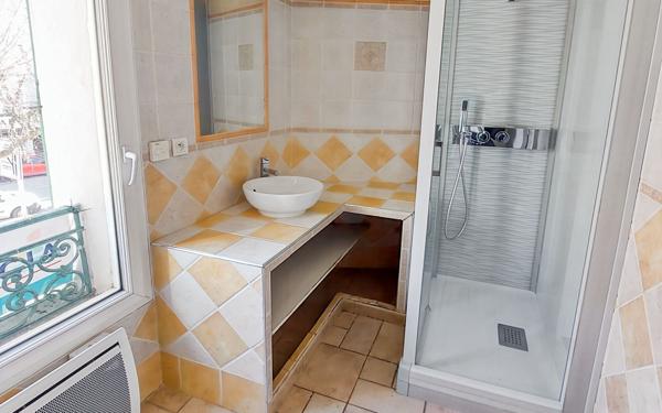 Appartement à vendre    2 pièces • 49 m2 Manosque