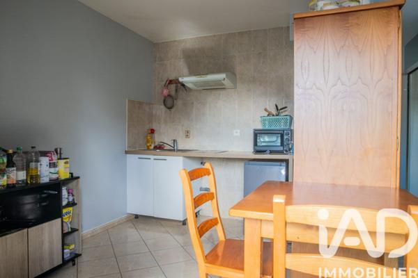 Immeuble à vendre 238 m² Stains