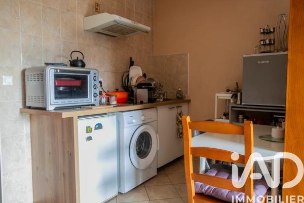 Immeuble à vendre 238 m² Stains