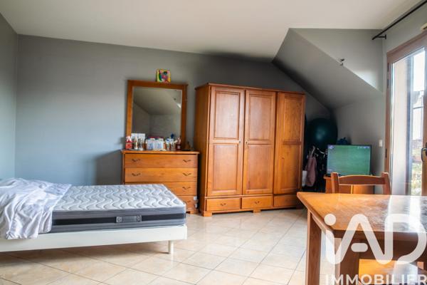 Immeuble à vendre 238 m² Stains