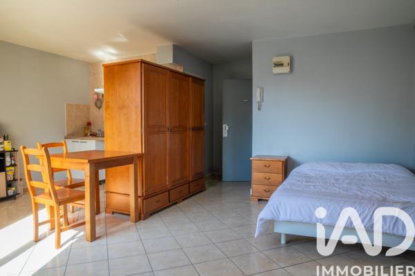 Immeuble à vendre 238 m² Stains