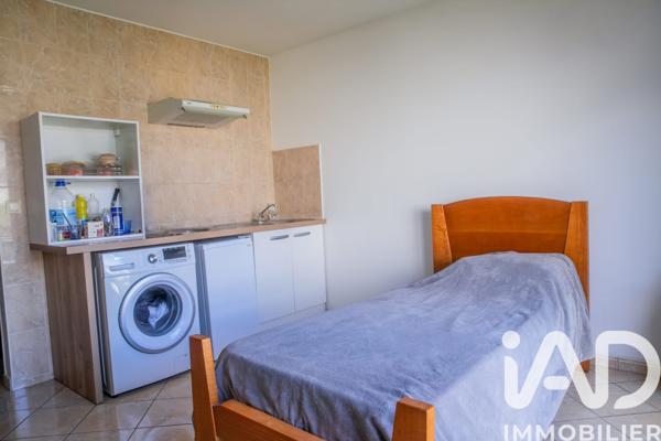 Immeuble à vendre 238 m² Stains