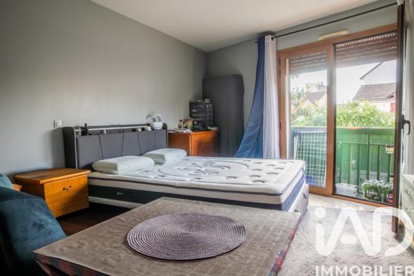 Immeuble à vendre 238 m² Stains