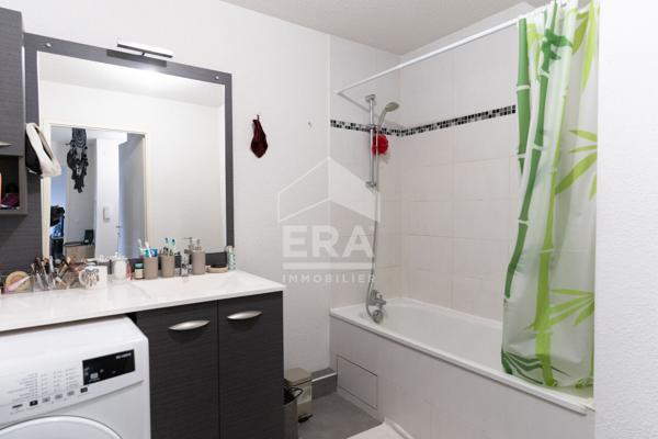 TOURS NORD - T3 - BALCON - PARKING - CHARGES COLLECTIVES