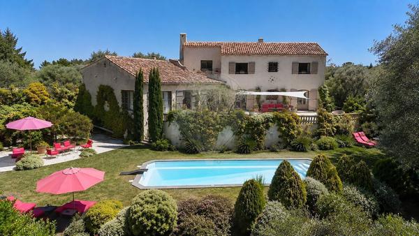 Maison 6 chambre(s) à vendre - La Roquette-sur-Var, Alpes-Maritimes - 06