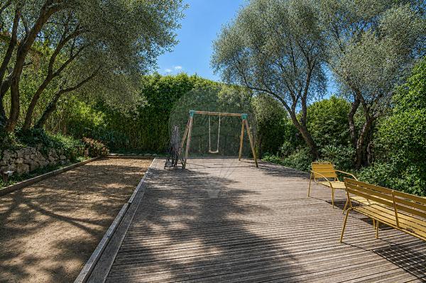 Maison 6 chambre(s) à vendre - La Roquette-sur-Var, Alpes-Maritimes - 06