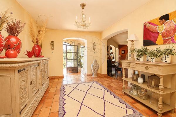 Maison 6 chambre(s) à vendre - La Roquette-sur-Var, Alpes-Maritimes - 06