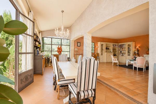 Maison 6 chambre(s) à vendre - La Roquette-sur-Var, Alpes-Maritimes - 06