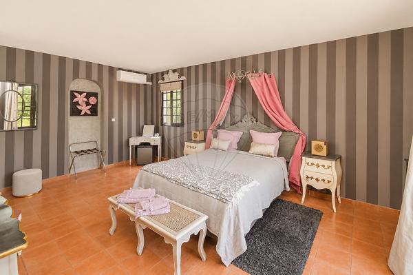 Maison 6 chambre(s) à vendre - La Roquette-sur-Var, Alpes-Maritimes - 06