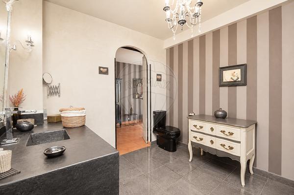 Maison 6 chambre(s) à vendre - La Roquette-sur-Var, Alpes-Maritimes - 06