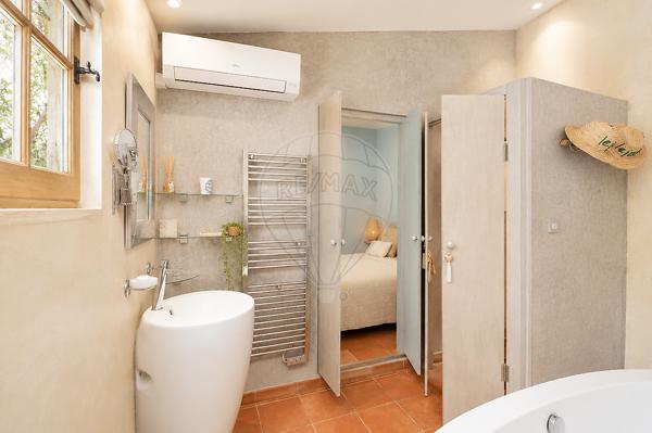 Maison 6 chambre(s) à vendre - La Roquette-sur-Var, Alpes-Maritimes - 06