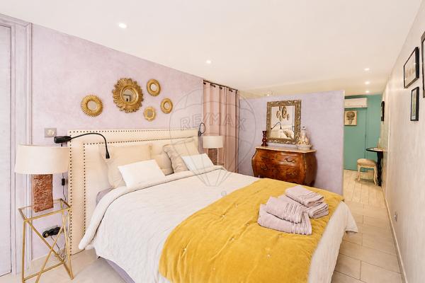 Maison 6 chambre(s) à vendre - La Roquette-sur-Var, Alpes-Maritimes - 06