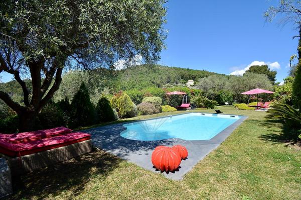 Maison 6 chambre(s) à vendre - La Roquette-sur-Var, Alpes-Maritimes - 06