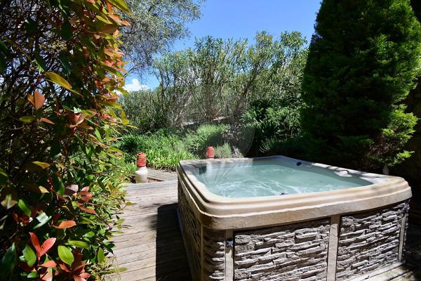 Maison 6 chambre(s) à vendre - La Roquette-sur-Var, Alpes-Maritimes - 06