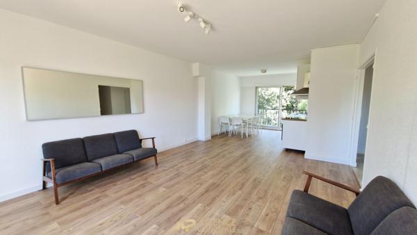 Appartement T4 - 3 chambres - Saint-Éloi proche Hyper-Centre- La Rochelle 330 000 € **  - Référence  ND668D3