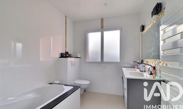 Maison à vendre 7 pièces 208 m² Longpont-sur-Orge