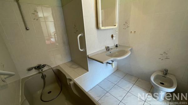 Maison à vendre Saint-Pierre Quiberon à 5 minutes à pied du centre-ville, 5 chambres, 110 m² avec parcelle de 641 m²