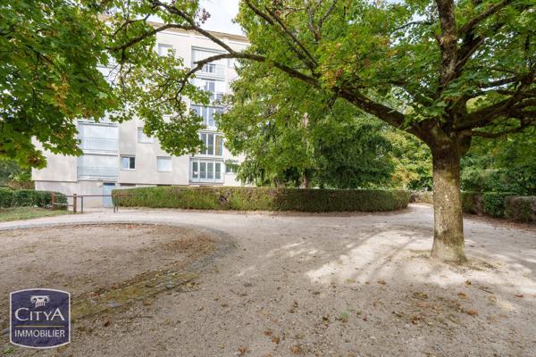 Appartement à vendre 4 pièces 74.65m² Chevigny-Saint-Sauveur (21800)