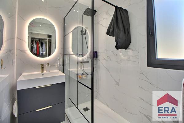 Villa contemporaine Bollene 6 pièce(s) 145 m²