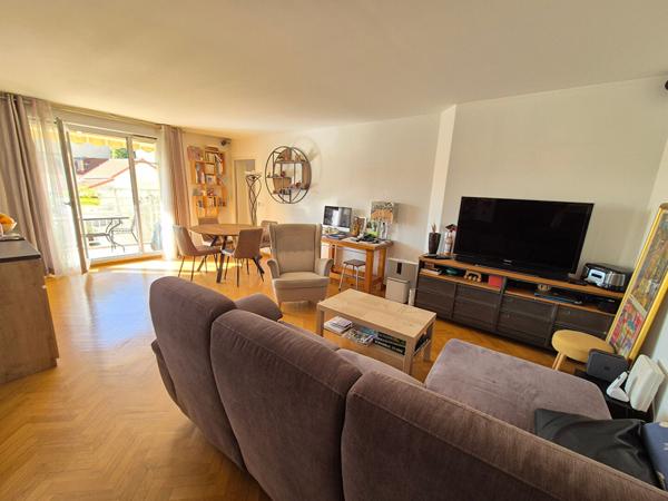 Appartement Rosny Sous Bois 4 pièce(s) 82.48 m2