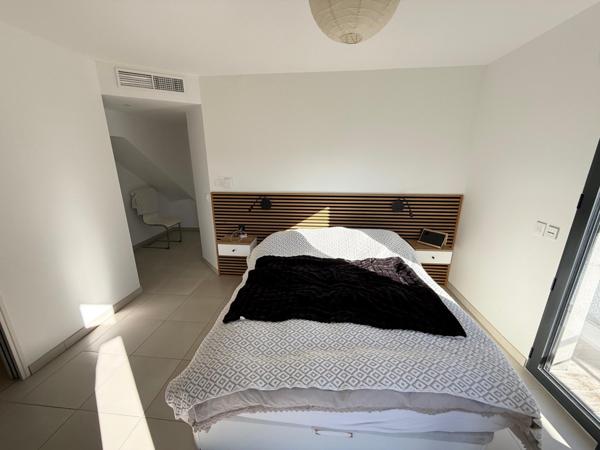 Appartement 4pièces 115 m² vue mer en dernier étage.