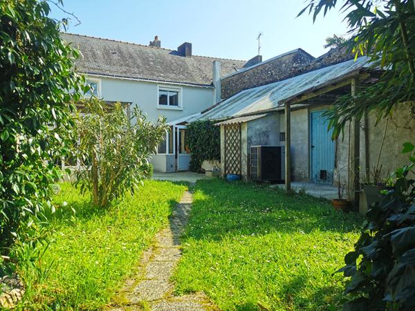 Maison plain-pied BOURG St Hilaire de Chaléons 2 chambres