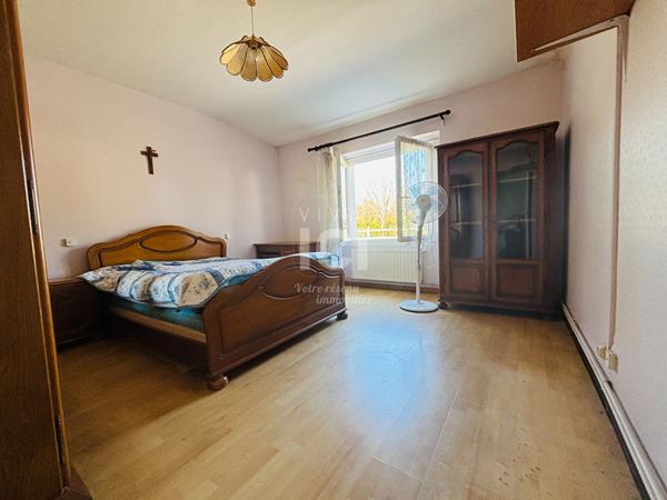 Maison plain-pied BOURG St Hilaire de Chaléons 2 chambres