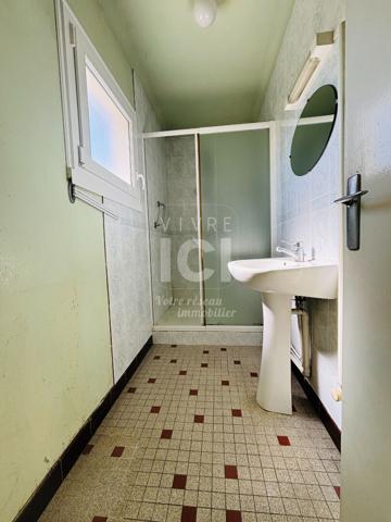 Maison plain-pied BOURG St Hilaire de Chaléons 2 chambres
