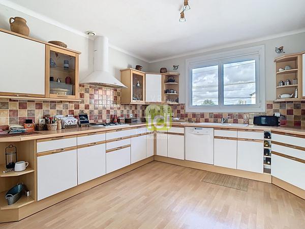 Maison Cholet 6 pièce(s) 120 m2