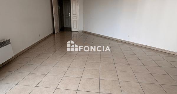 Location Appartement 3 pièces 72.2 m² - Mantes-la-ville 78711