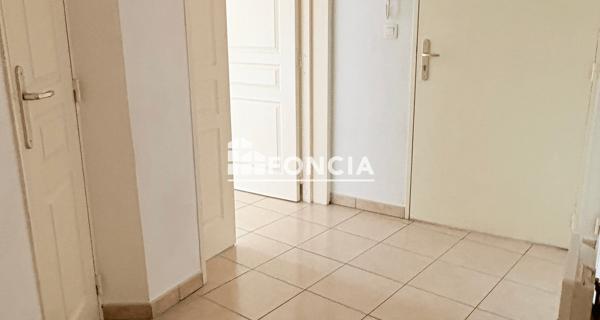 Location Appartement 3 pièces 72.2 m² - Mantes-la-ville 78711