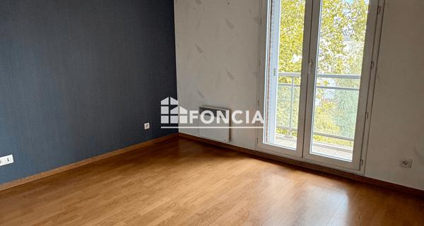 Location Appartement 3 pièces 72.2 m² - Mantes-la-ville 78711