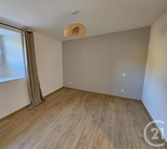 Appartement F3 à vendre  3 pièces - 69,20 m 2   BOIS D AMONT  - 39