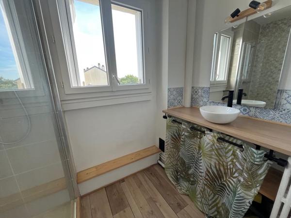 Appartement à louer 595 € CC Limoges 3 p 65 m² DPE F