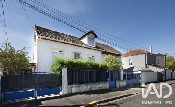 Maison à vendre 6 pièces 121 m² Livry-Gargan