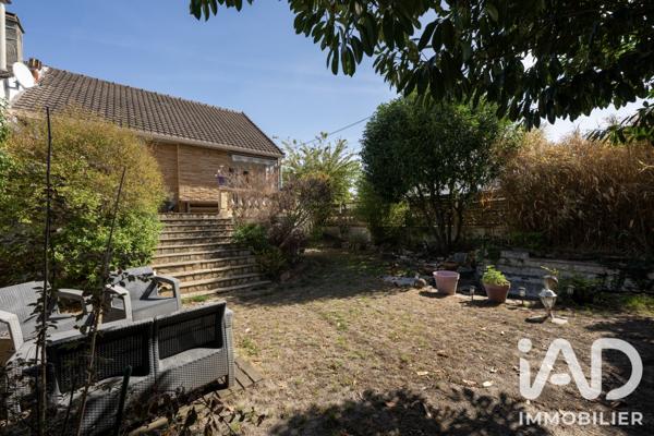 Maison à vendre 6 pièces 121 m² Livry-Gargan