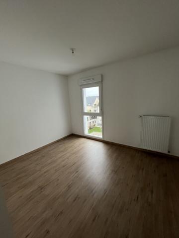 Rennes Sud Gare t3 récent,  
Rennes 35000