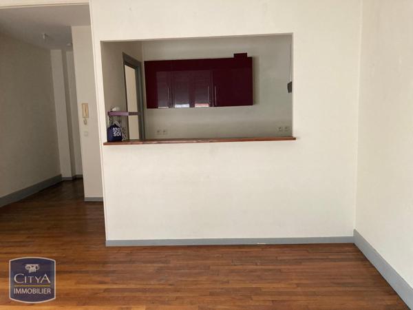 Appartement à louer 2 pièces 58.02m²