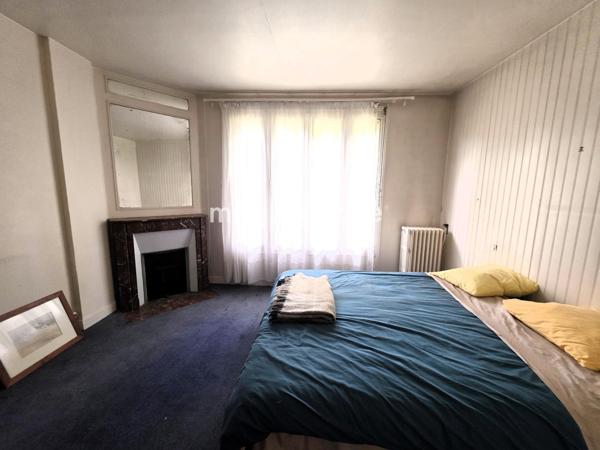 Maison à NEUILLY-PLAISANCE, 93360 - 10 pièces 260m²