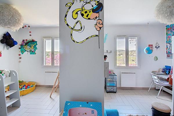 A VENDRE A DRAGUIGNAN Maison récente 238 m² - 6 chambres, piscine et garage - 1807 m² de terrain