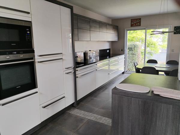 Maison 8 pièces - 176 m²