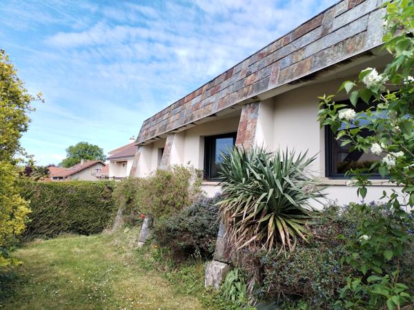 Maison 8 pièces - 176 m²