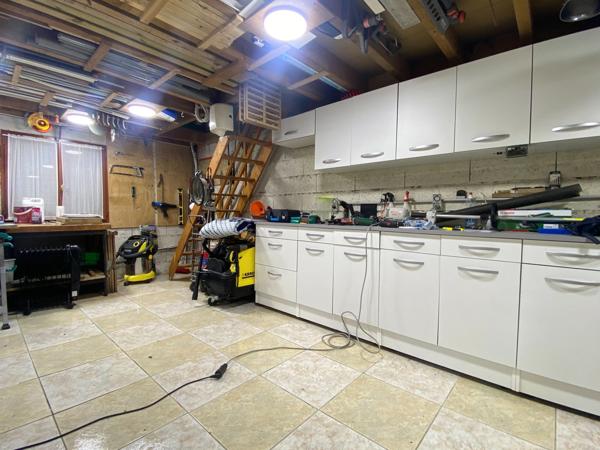 Maison 5 chambres + piscine + 2 garages – secteur recherché